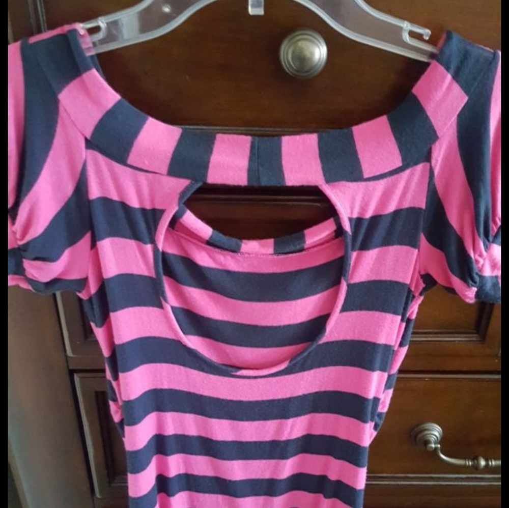 Arden B spring tee